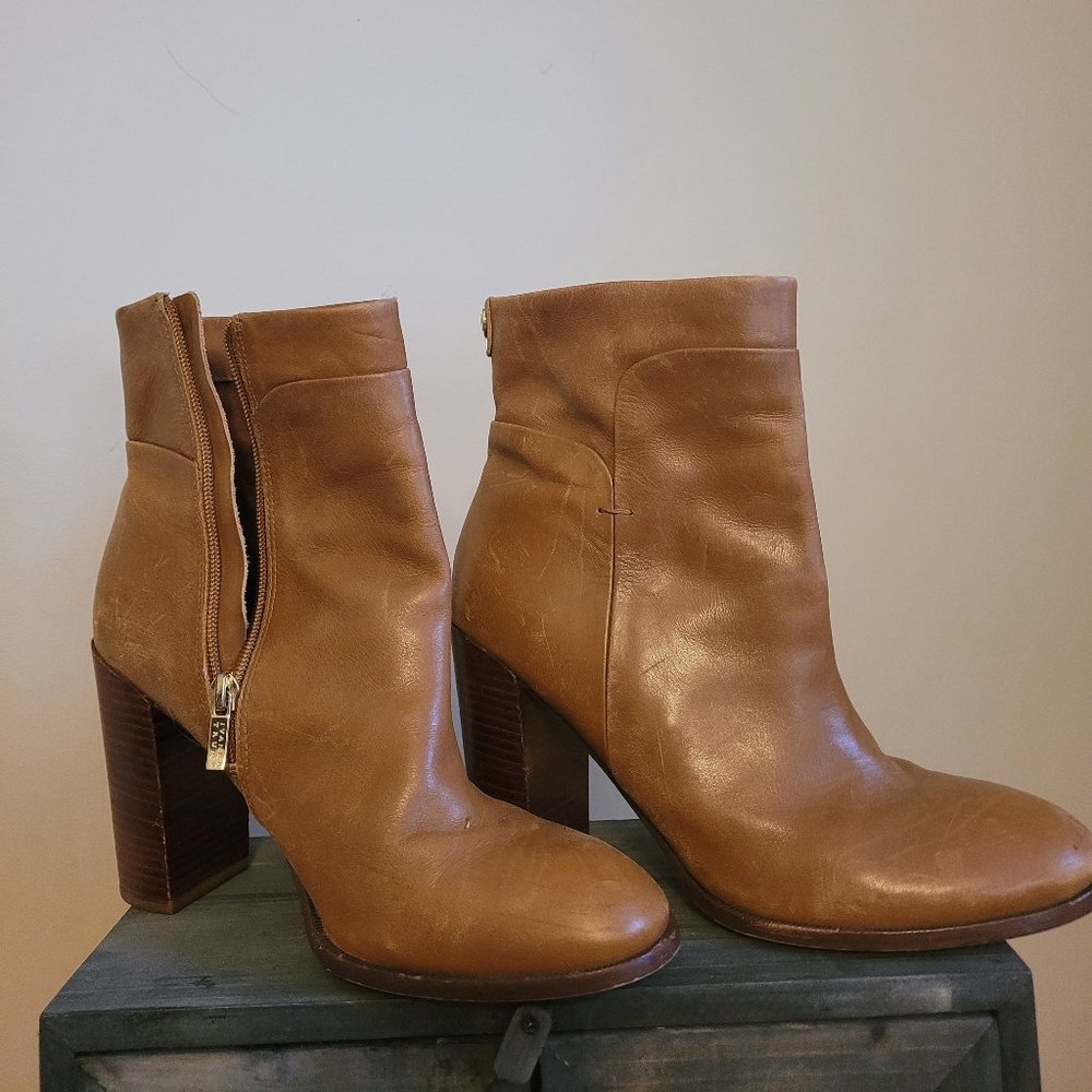 Ivanka Trump heel boots
